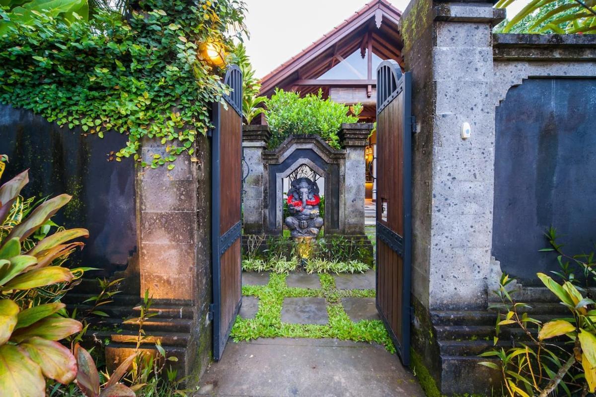 Luxury 3Br Infinity Jungle View Aashaya Villa Ubud Экстерьер фото